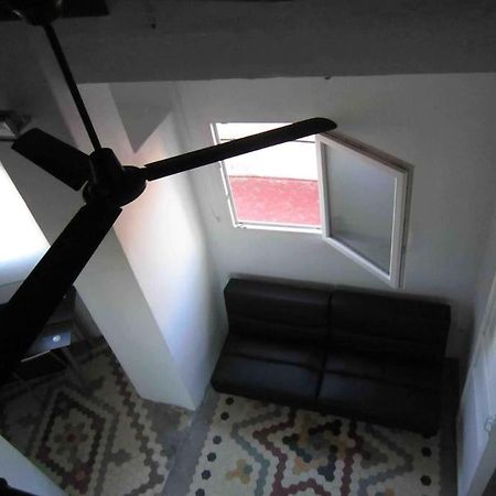 Young Penthouse Валенсия Экстерьер фото